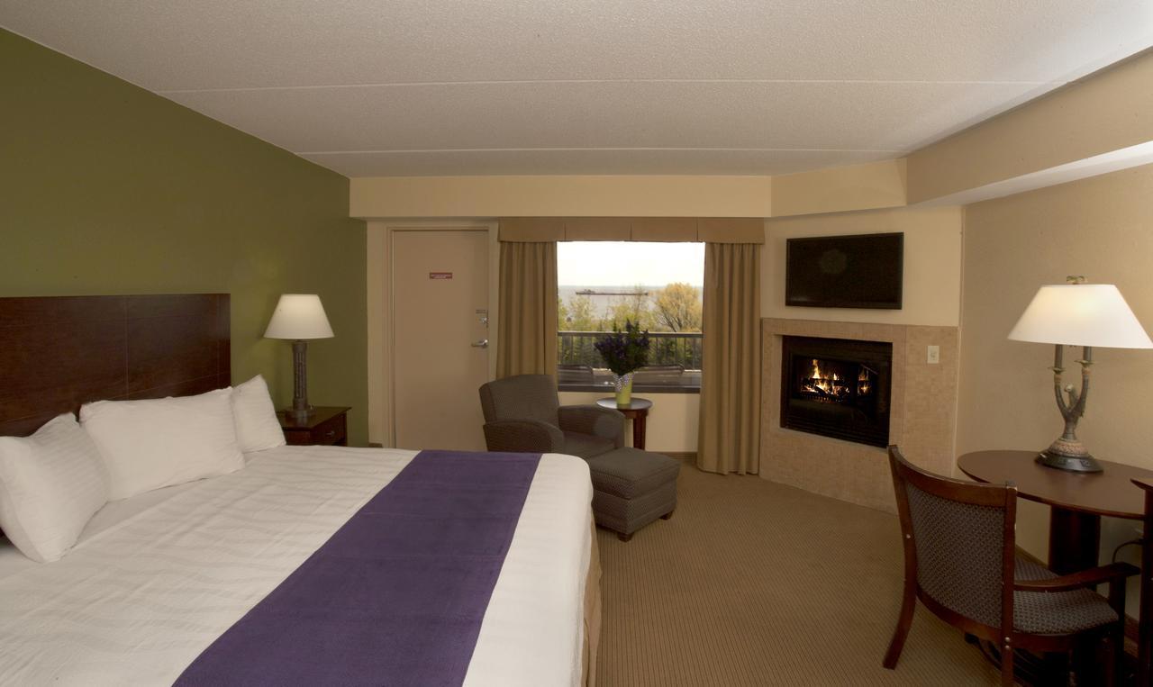 Edgewater Waterpark Hotel Duluth Ngoại thất bức ảnh